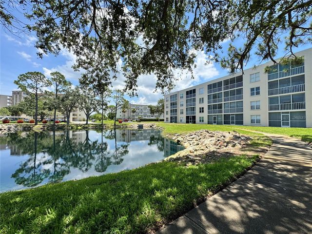 4110 IRONWOOD CIRCLE 104, Bradenton, FL 34209