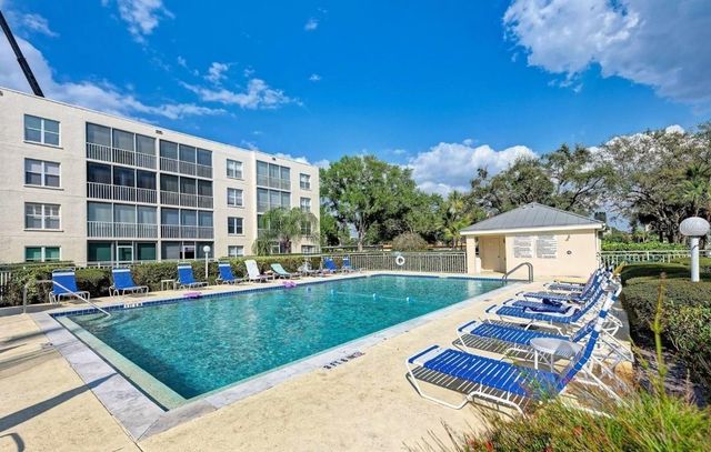 4110 IRONWOOD CIRCLE 104, Bradenton, FL 34209