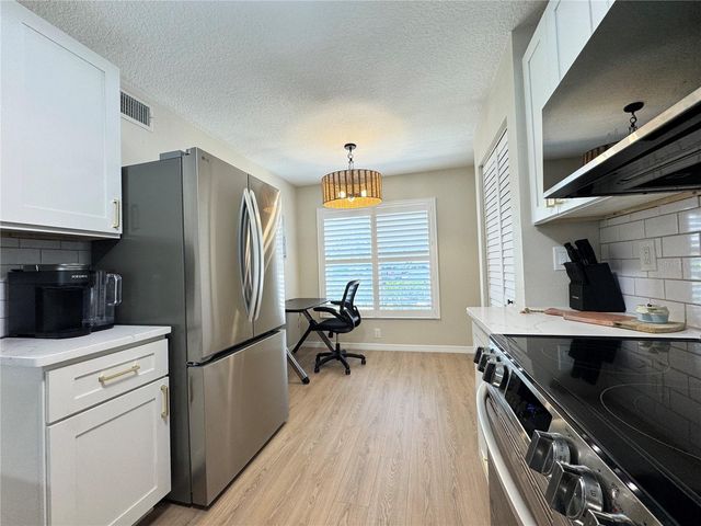 4110 IRONWOOD CIRCLE 104, Bradenton, FL 34209