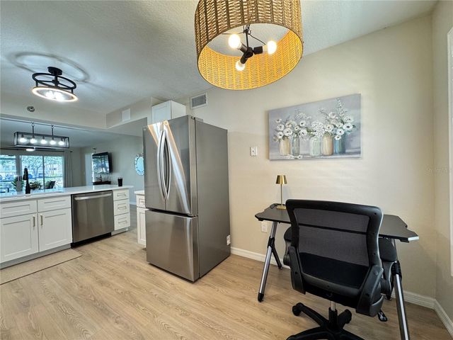 4110 IRONWOOD CIRCLE 104, Bradenton, FL 34209