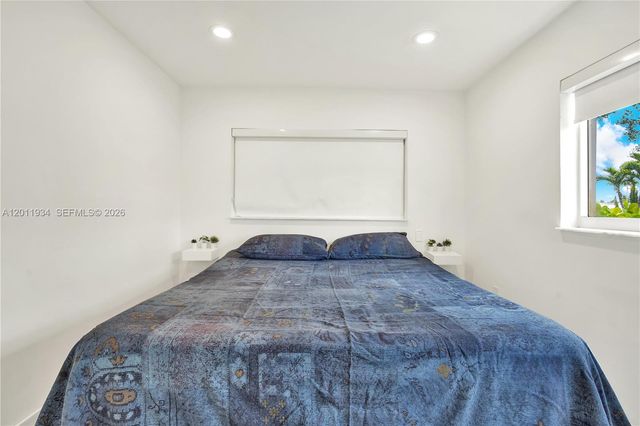 21015 NE 19th Court, Miami, FL 33179