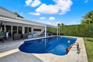 21015 NE 19th Court, Miami, FL 33179
