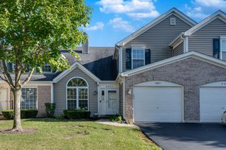6865 Hampton Circle, Gurnee, IL 60031