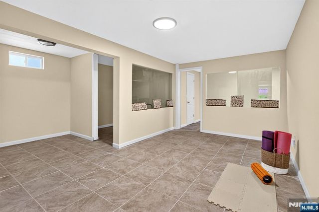 64 Ricker Drive, Ringwood, NJ 07456