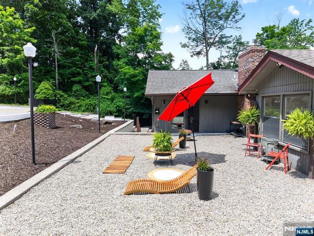 64 Ricker Drive, Ringwood, NJ 07456