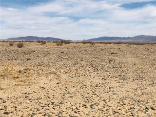 5 Raymond Drive, 29 Palms, CA 92277