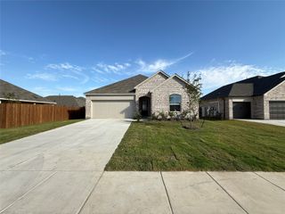 454 Ridge Drive, Justin, TX 76247