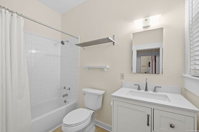 217 Castillo Ave Apt 2, San Antonio, TX 78210