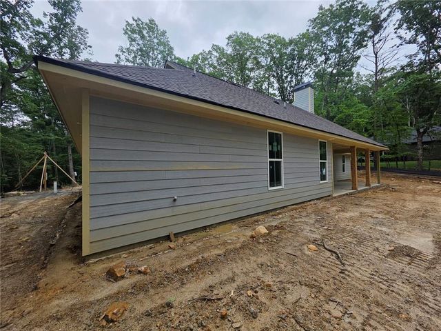 86 Turkey Trl, Jasper, GA 30143