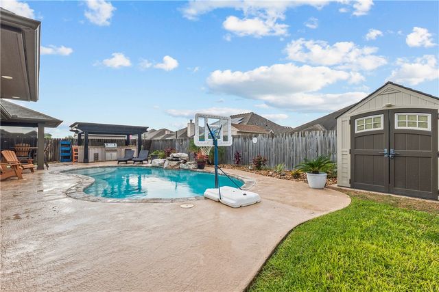 7422 Elizondo Dr, Corpus Christi, TX 78414