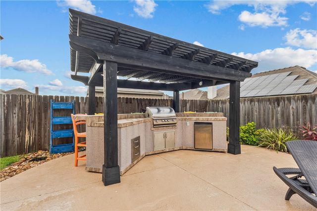 7422 Elizondo Dr, Corpus Christi, TX 78414