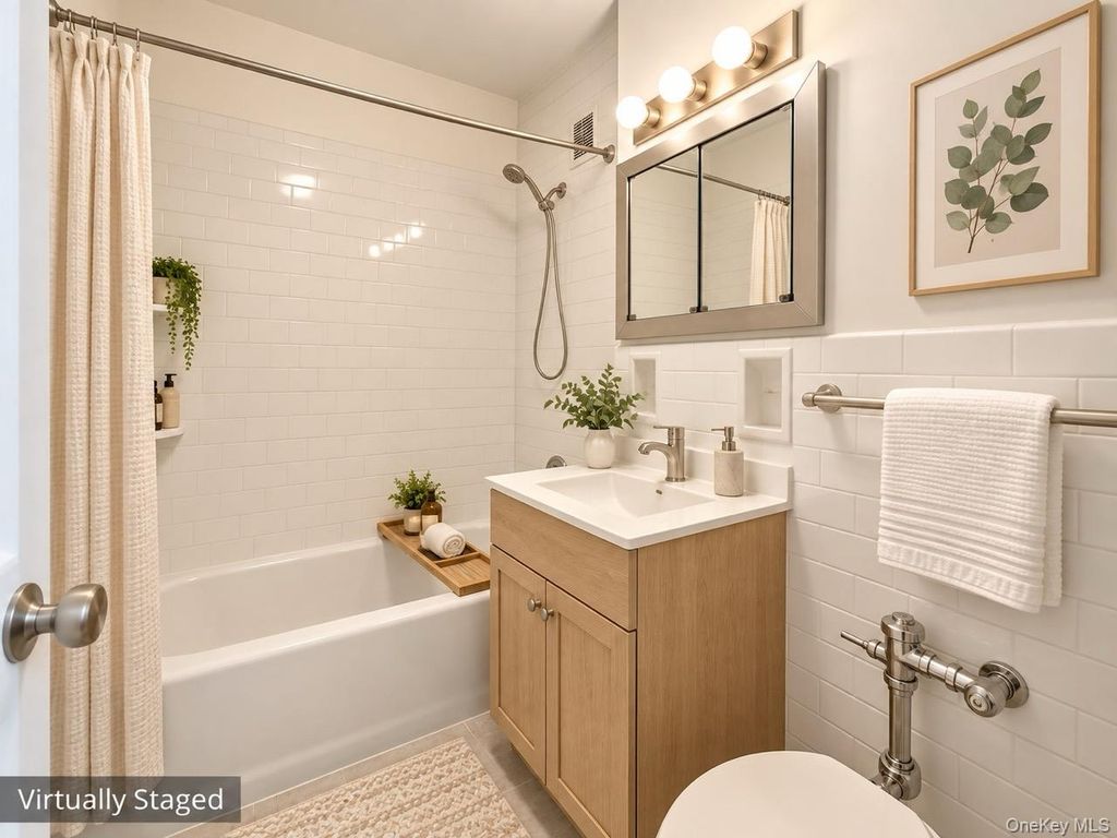 142-05 Roosevelt Avenue 517, Flushing, NY 11354 — photo 5