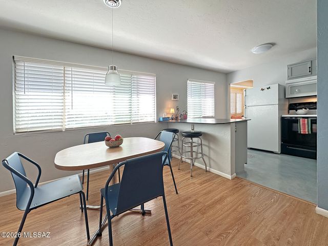 8060 E Broadway Boulevard E209, Tucson, AZ 85710