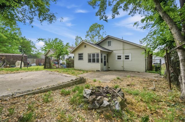 216 N Hickory Street, Chattanooga, TN 37404