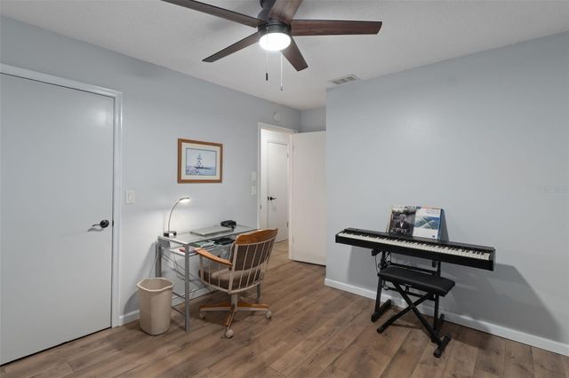 35120 WHISPERING OAKS BOULEVARD, Dade City, FL 33523