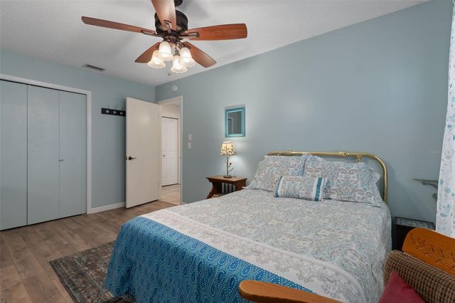 35120 WHISPERING OAKS BOULEVARD, Dade City, FL 33523
