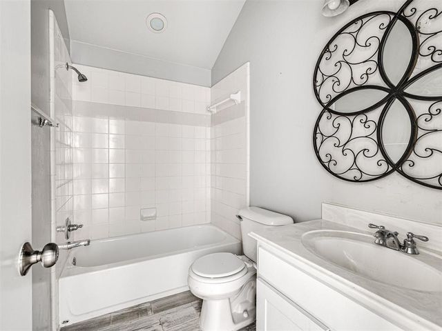 5013 NW 163rd Road, Edmond, OK 73013