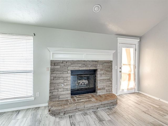 5013 NW 163rd Road, Edmond, OK 73013