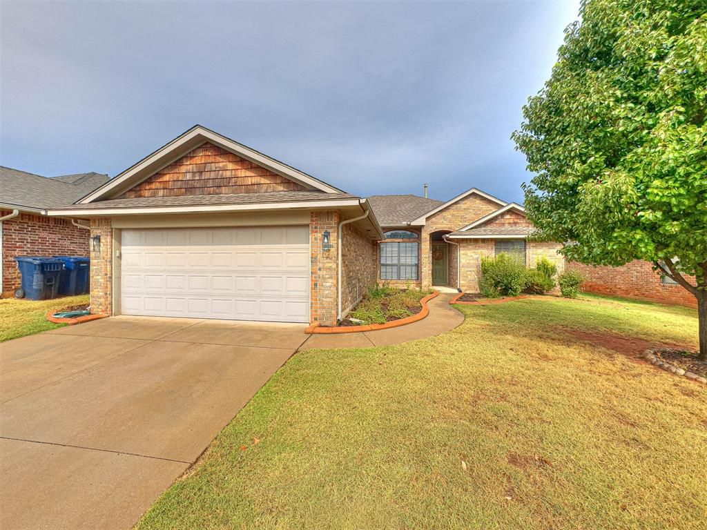 5013 NW 163rd Road, Edmond, OK 73013
