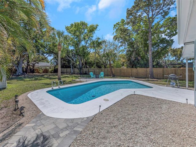 3070 DRYER AVENUE, Largo, FL 33770