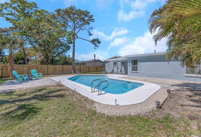 3070 DRYER AVENUE, Largo, FL 33770