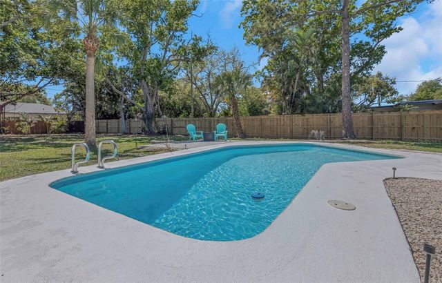 3070 DRYER AVENUE, Largo, FL 33770