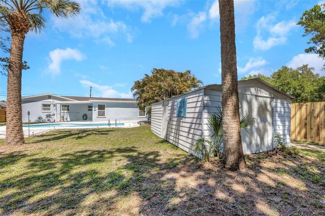 3070 DRYER AVENUE, Largo, FL 33770