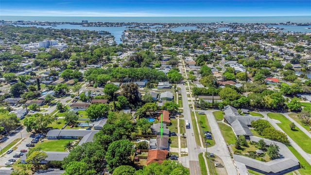 3070 DRYER AVENUE, Largo, FL 33770