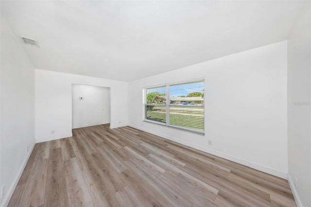 3070 DRYER AVENUE, Largo, FL 33770