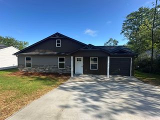 397 Pickens Street, Chesnee, SC 29323