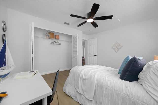 9880 W BAY STREET, Seminole, FL 33776