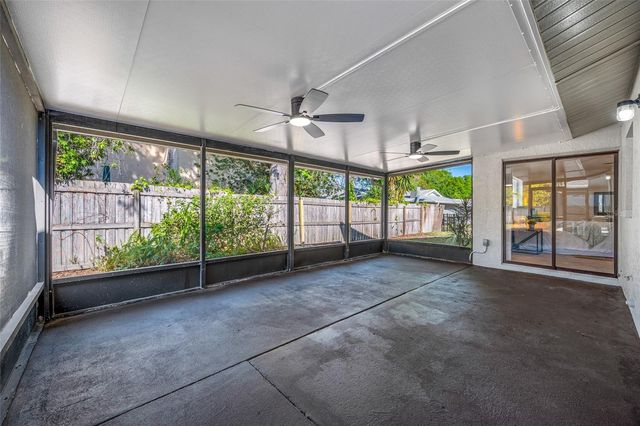 9880 W BAY STREET, Seminole, FL 33776