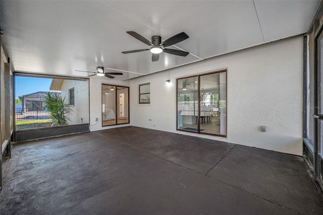 9880 W BAY STREET, Seminole, FL 33776