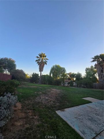 1650 Le Conte Dr, Riverside, CA 92507