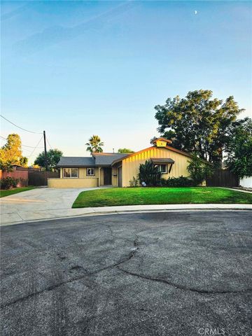 1650 Le Conte Dr, Riverside, CA 92507