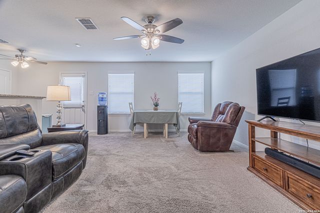 12323 COMMANDER DR, San Antonio, TX 78252