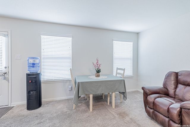 12323 COMMANDER DR, San Antonio, TX 78252