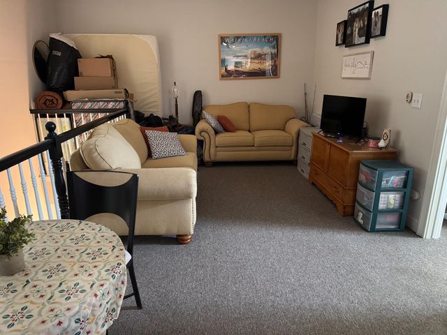 6345 N Bethel Avenue, Clovis, CA 93619