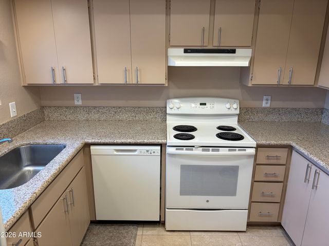 1401 E PUGET Avenue 3, Phoenix, AZ 85020