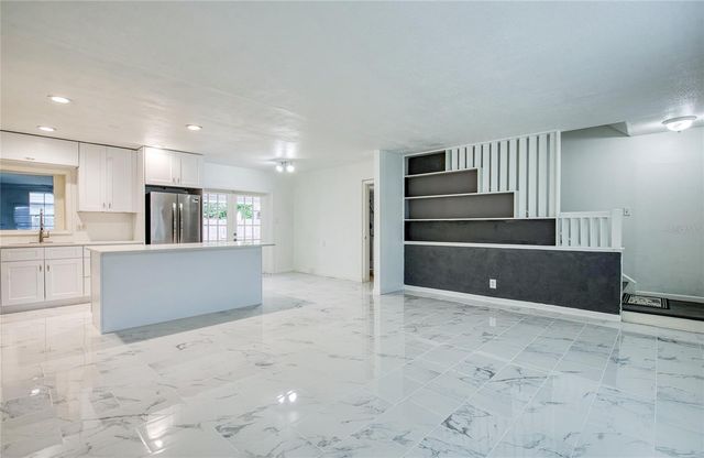 2619 64TH PLACE N, St Petersburg, FL 33702