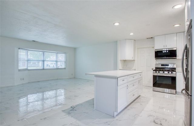 2619 64TH PLACE N, St Petersburg, FL 33702