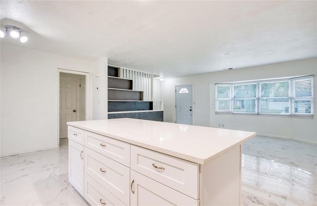 2619 64TH PLACE N, St Petersburg, FL 33702