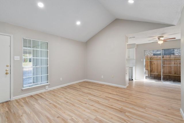 10503 Little Pebble DR B, Austin, TX 78758