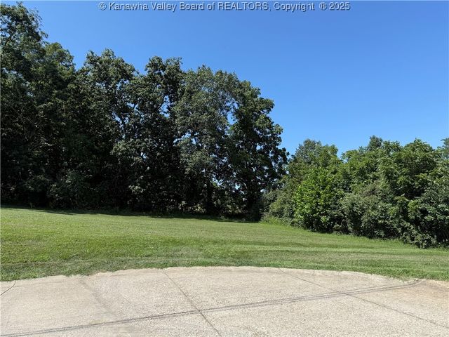 70 Sunday Silence Drive, Evans, WV 25241