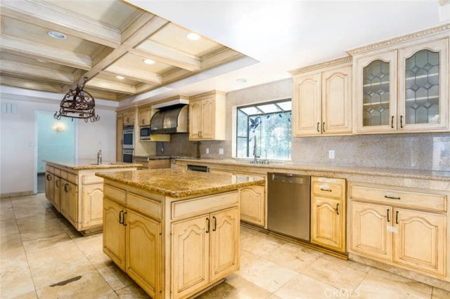 3243 Iredell, Studio City, CA 91604