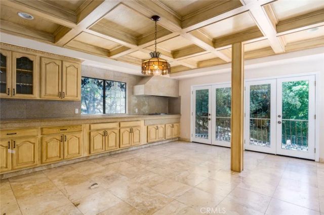 3243 Iredell, Studio City, CA 91604