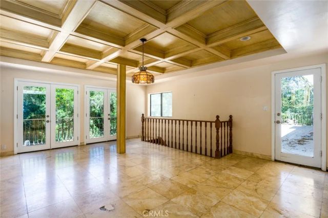 3243 Iredell, Studio City, CA 91604