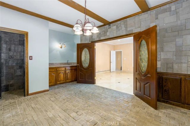 3243 Iredell, Studio City, CA 91604
