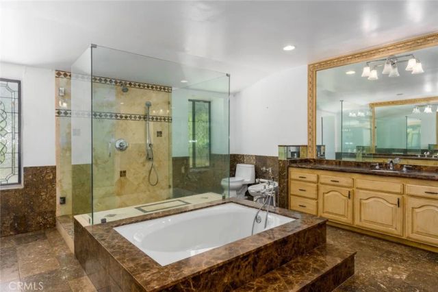 3243 Iredell, Studio City, CA 91604