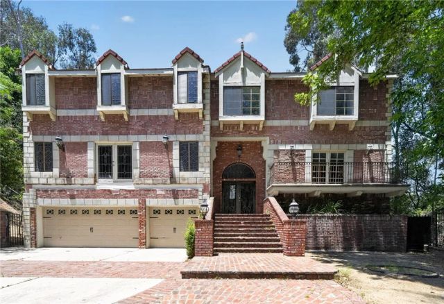 3243 Iredell, Studio City, CA 91604